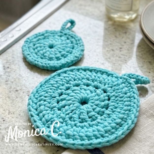Making kitchen scrubbies with Scrub-Ology yarn